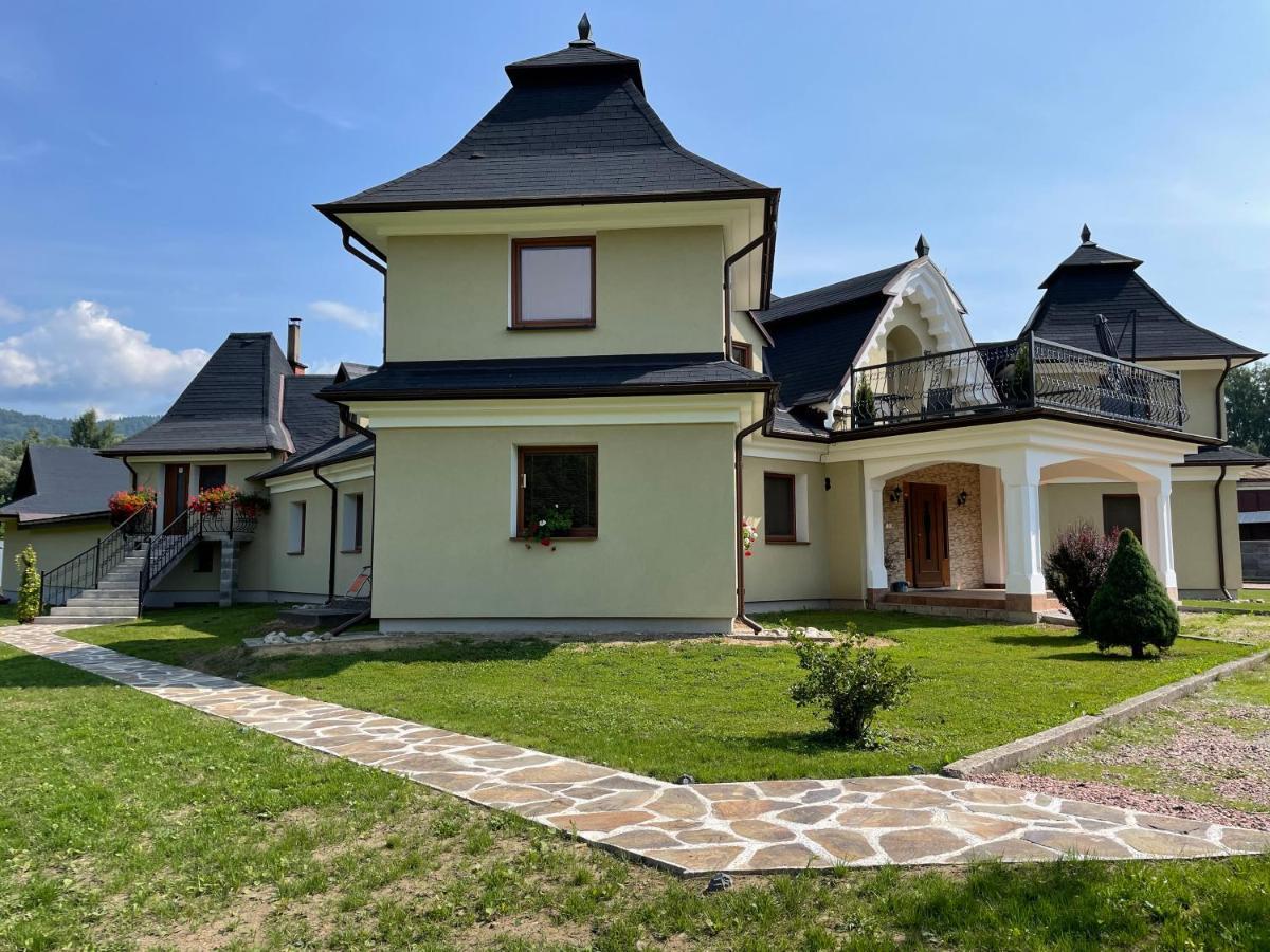 Penzion U Dvoch Levov Oravsky Podzamok Exterior photo